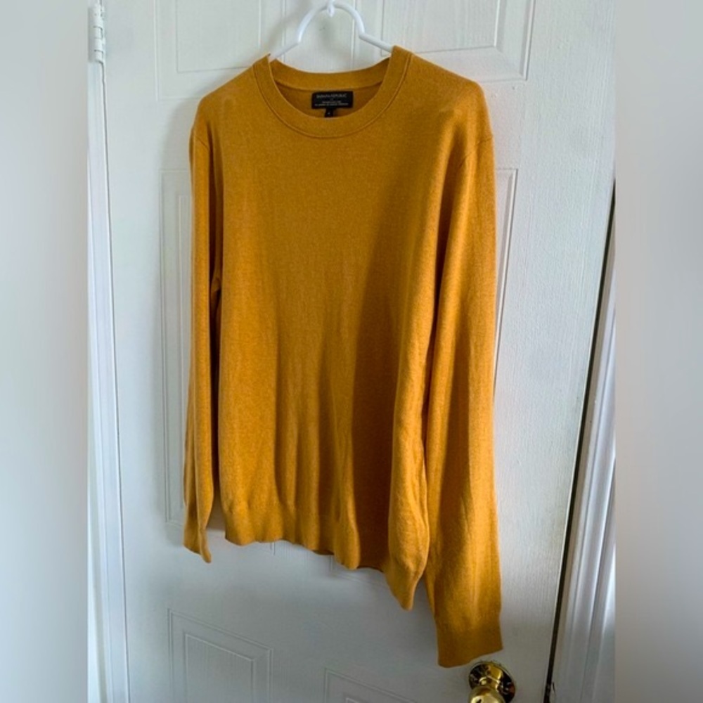 Banana Republic Silk/Cashmere Blend Crewneck Sweater Medium